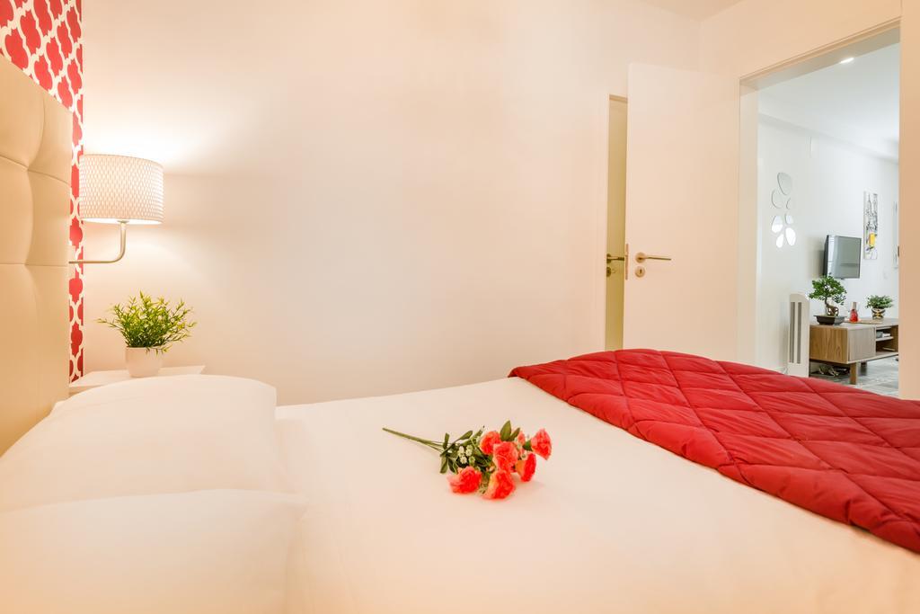 Steps Lisbon Apartment Bagian luar foto